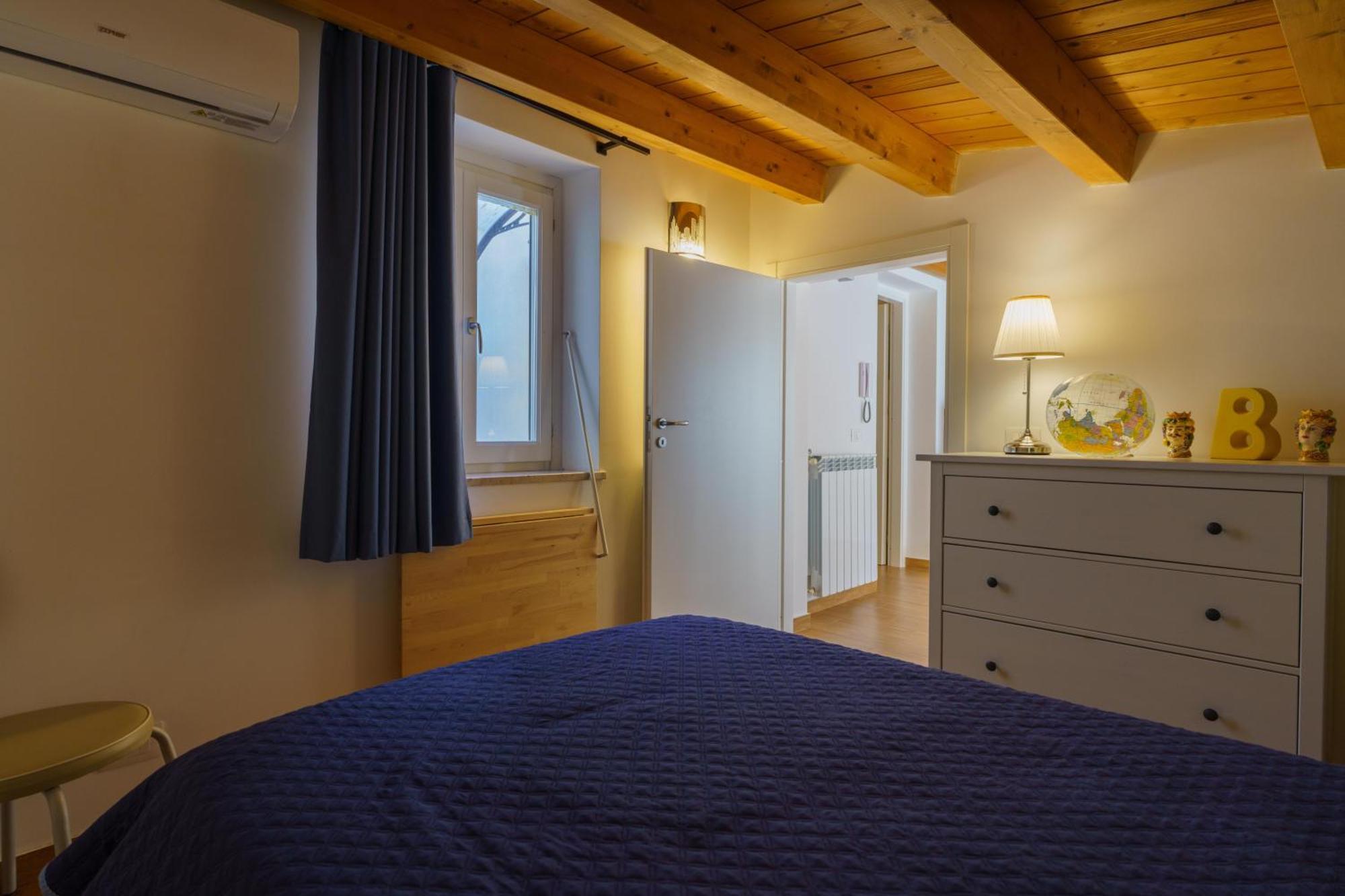 Maquedino Holiday Home & Terrace - Cozy Central Loft Palermo Eksteriør billede