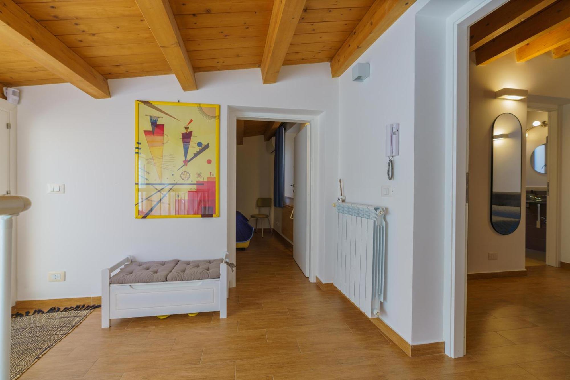Maquedino Holiday Home & Terrace - Cozy Central Loft Palermo Eksteriør billede